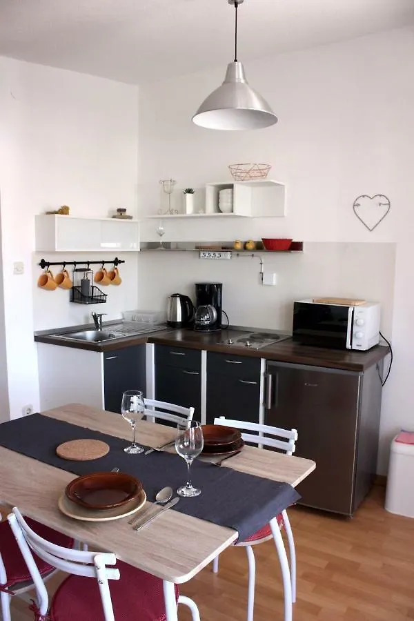 펜션 Apartment Jasenka 파그